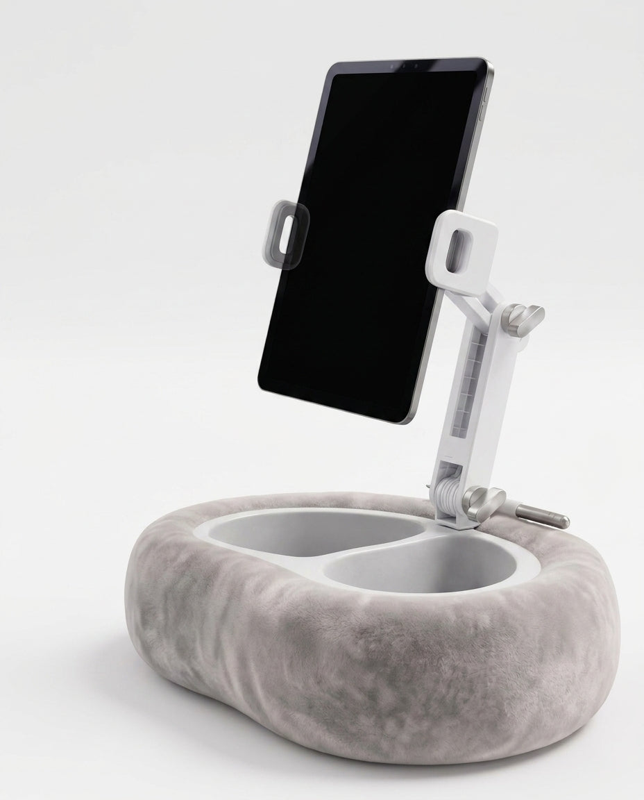 Tablet-Ständer als weiches Kissen – freihändig Lesen und Streamen im Bett und auf dem Sofa – Produktbild 1