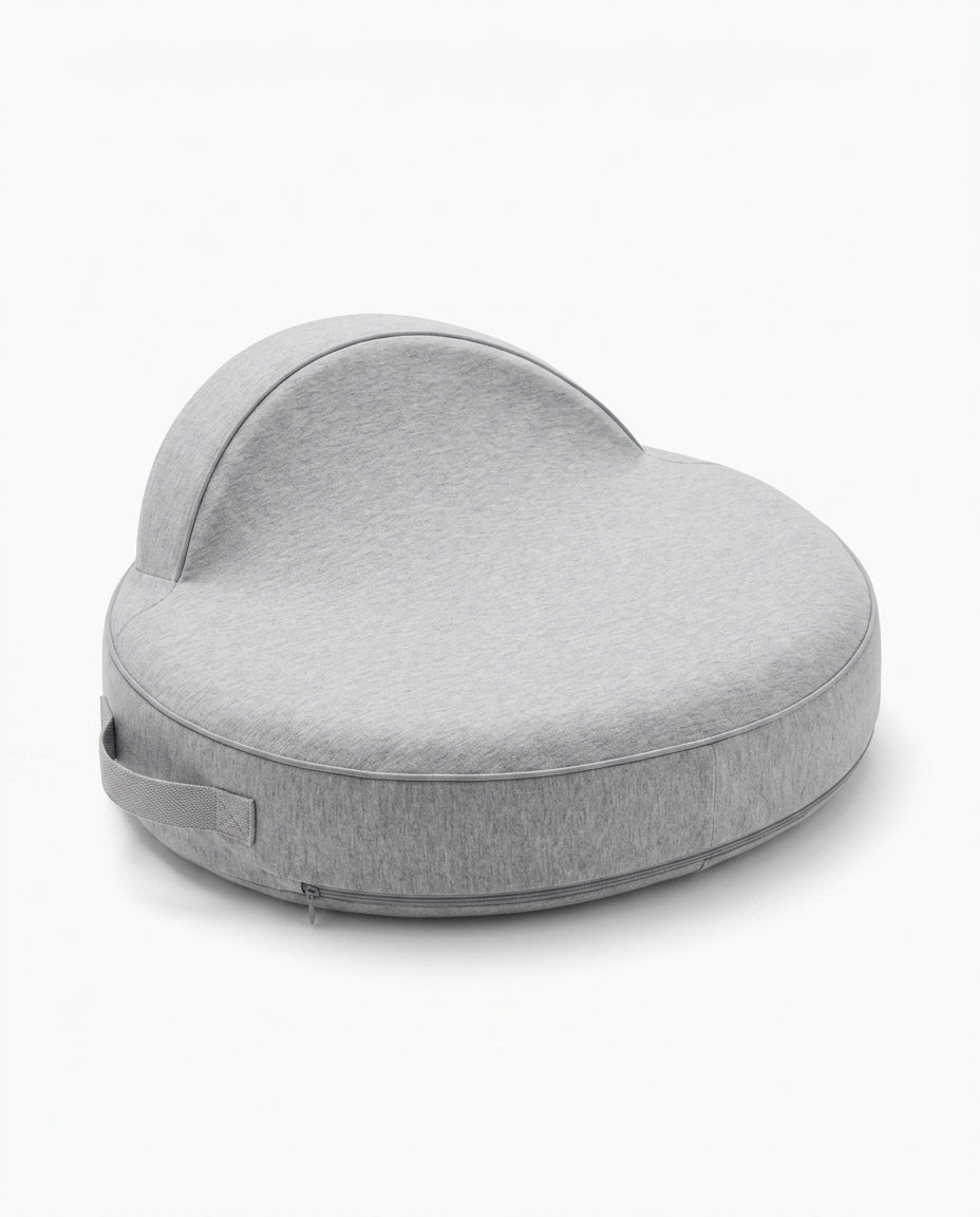 Stillkissen mit ergonomischer Form – entlastet Arme und Schultern beim Füttern – Produktbild 1
