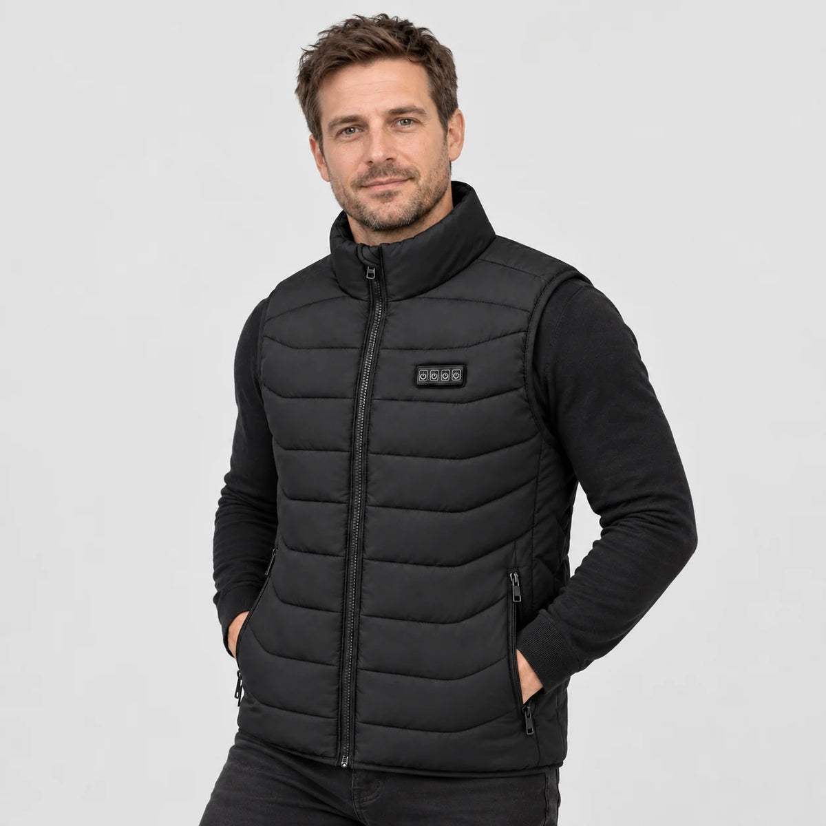 Beheizbare Unisex-Weste PyreFit Aurina, getragen, Frontansicht