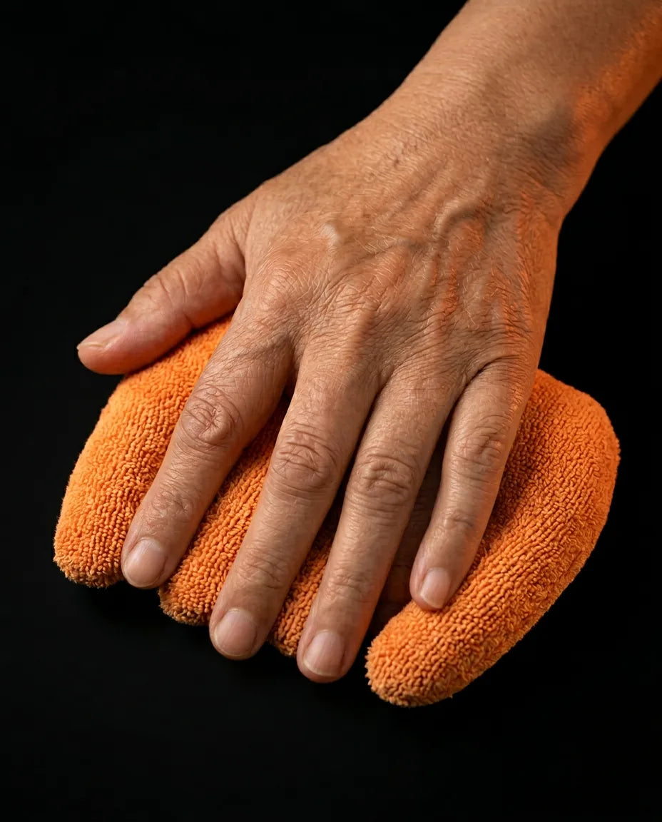 Handgelenkstütze mit Fingerrillen – ergonomische Ablage für müde Hände – Produktbild 15