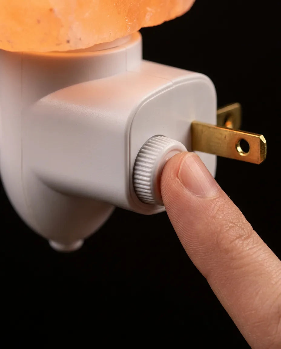 Salzlampe aus Himalaya-Salz – warmes Ambientelicht für Schlafzimmer und Leseecke – Produktbild 5