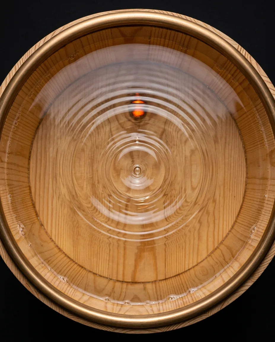 Saunakübel mit Kelle aus Holz – für Aufguss und Wasser in der Heimsauna – Produktbild 6