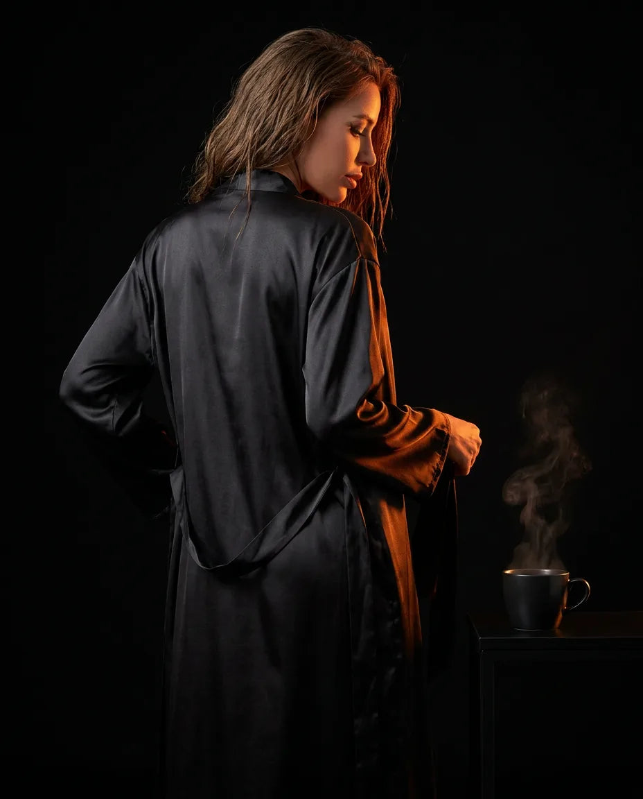 Morgenmantel aus Satin für Damen – leichter Loungemantel für Morgen und Abend – Produktbild 13