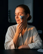 Augenmassage-Stab aus Edelstahl – kühlt die müde Augenpartie ohne Strom – Produktbild 2